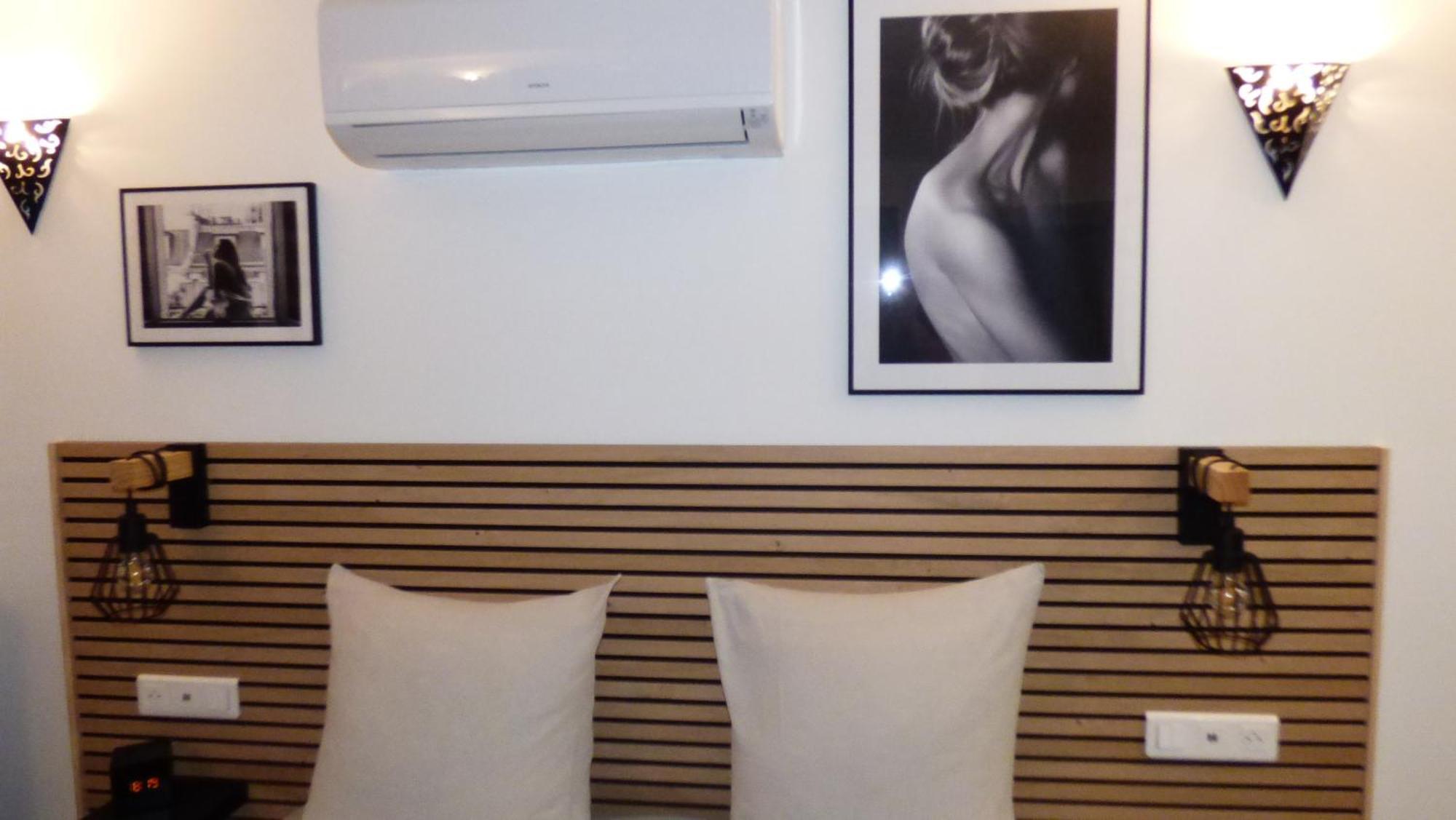 ボーム・レ・ダム La Colline Aux Yeux Doubs Bed & Breakfast エクステリア 写真