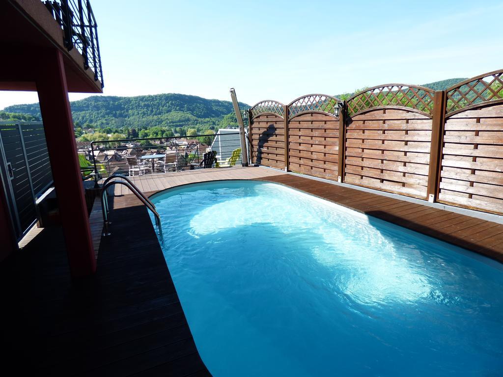 ボーム・レ・ダム La Colline Aux Yeux Doubs Bed & Breakfast エクステリア 写真