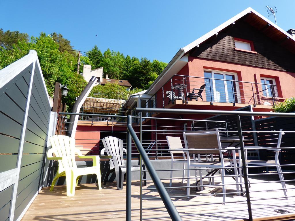 ボーム・レ・ダム La Colline Aux Yeux Doubs Bed & Breakfast エクステリア 写真