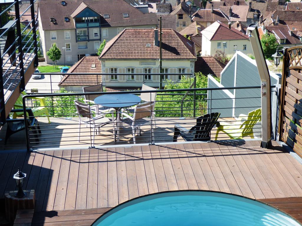 ボーム・レ・ダム La Colline Aux Yeux Doubs Bed & Breakfast エクステリア 写真