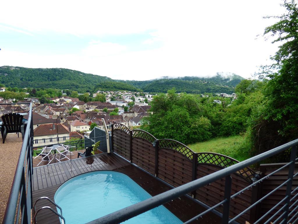 ボーム・レ・ダム La Colline Aux Yeux Doubs Bed & Breakfast エクステリア 写真